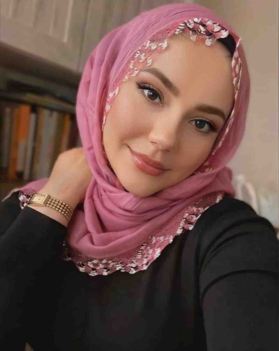 Tekeliler Başarıyı Gören Kadın Escort Bayan Leyla